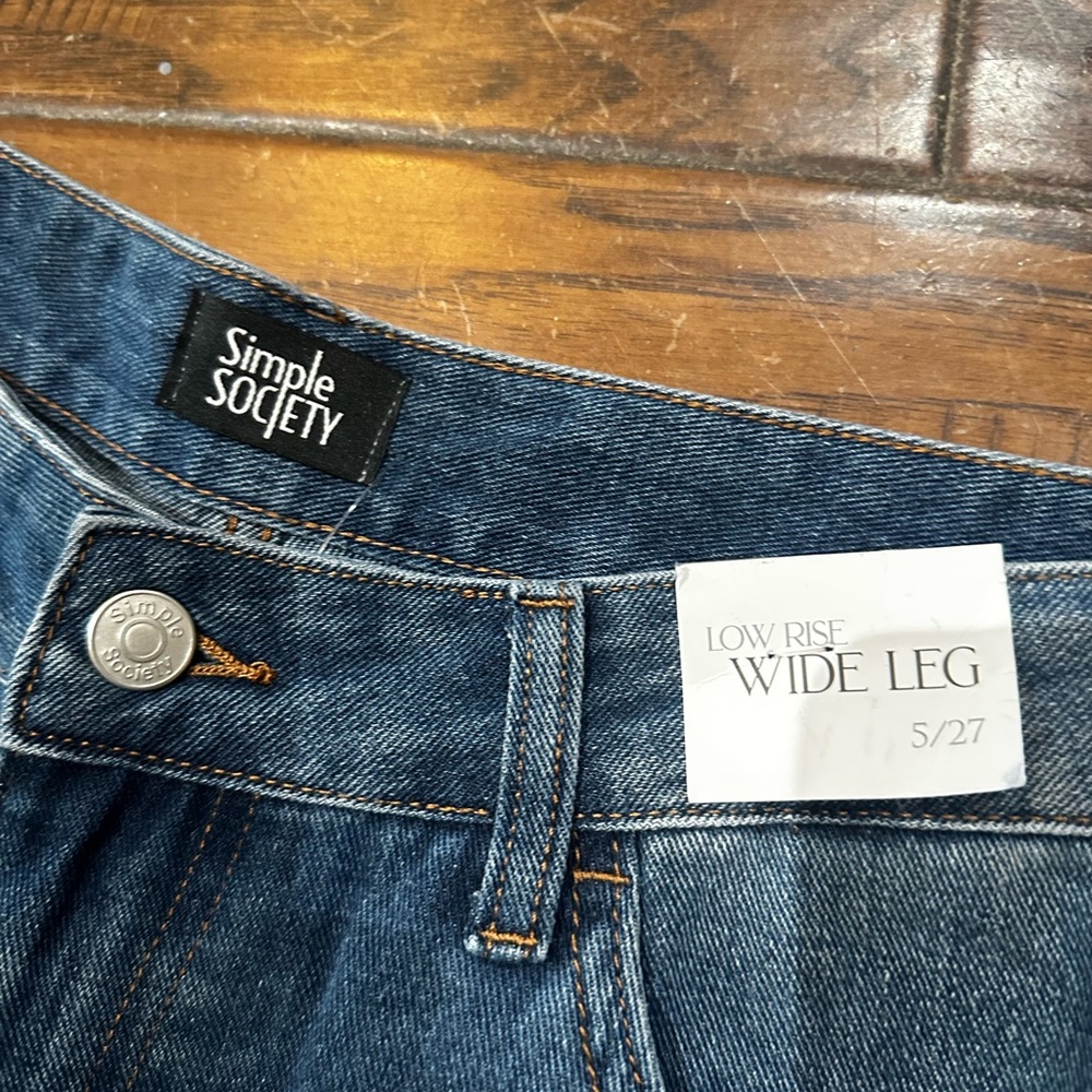 Chic‎ Denim Flare Jeans with Pink Ribbon Details - Picture 2 of 7